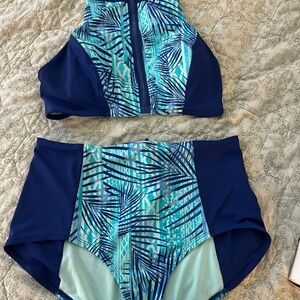 Blue and Green Patterned Women's Swim Set